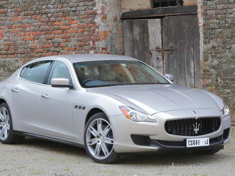 MASERATI Génération
 Quattroporte S 4.7 (430 Hp) Spécifications techniques
