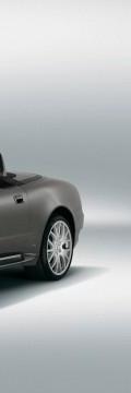 MASERATI モデル
  Spyder  技術仕様
